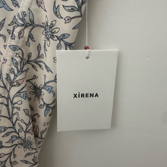 XiRENA Floral Patterned Garment - Picture 5 of 11